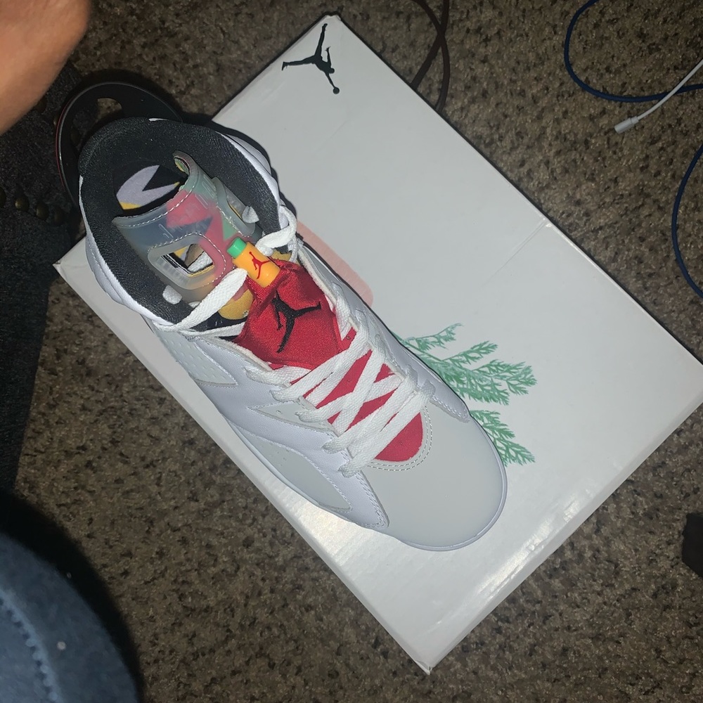 Jordan 6s - Picture 2 of 6